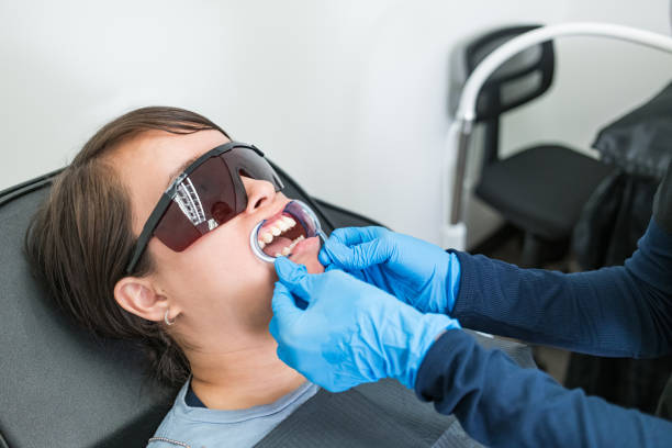 Best Dentist Open Late Near Me  in Ampere North, NJ